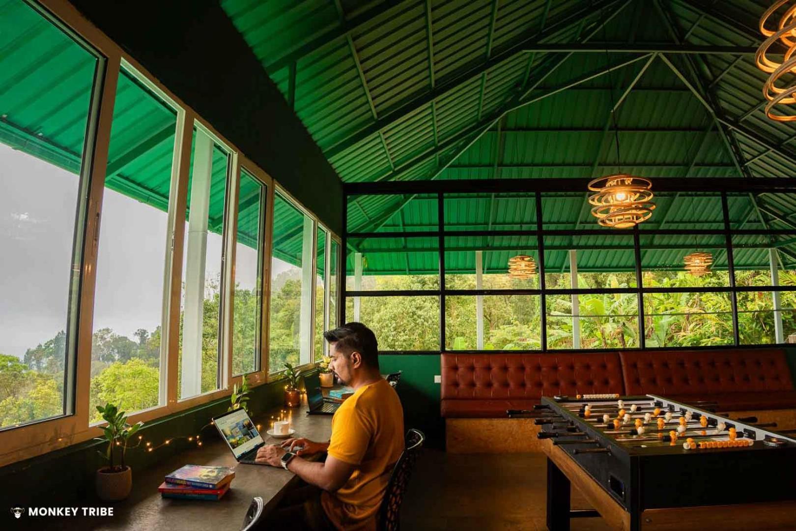 Monkey Tribe Munnar Hostel Exterior foto